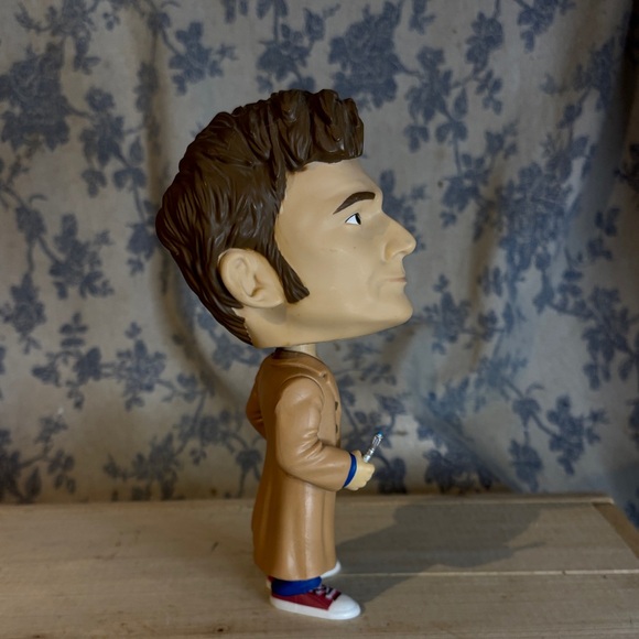 Funko Wacky Wobbler Bobblehead Figurine of 10th Dr. Who David Tennant - Picture 2 of 6